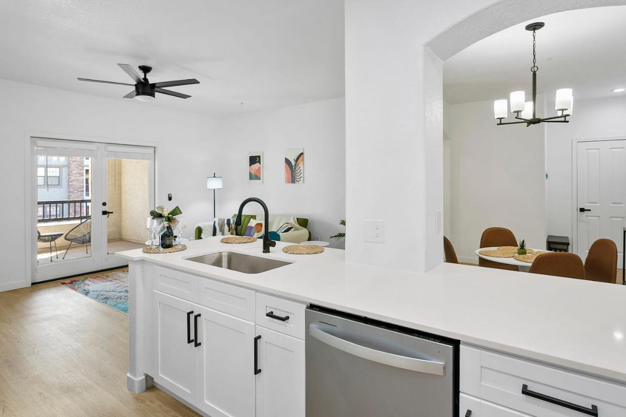 Cozysuites Glendale By The Stadium With Pool 03 Exterior foto
